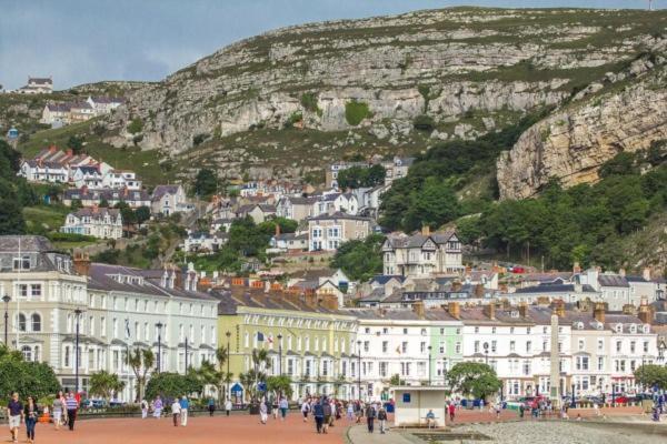 Overton Villa Hotel Llandudno Eksteriør bilde