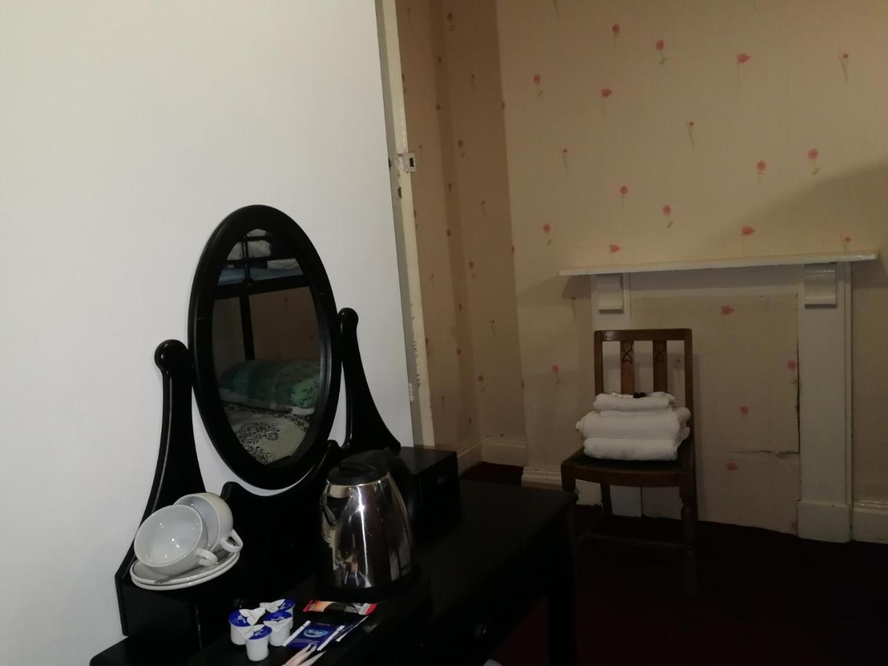 Overton Villa Hotel Llandudno Eksteriør bilde